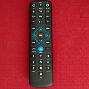 Spectrum Cable Universal Remote Control MG3-R31160B . (In Good Condition)